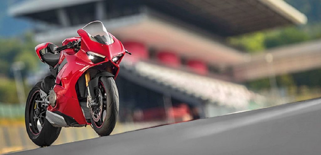 Ducati Panigale V4: concentrato di potenza e tecnologia