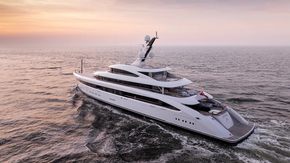 Superyacht Alvia, 75 metri di lusso personalizzato!